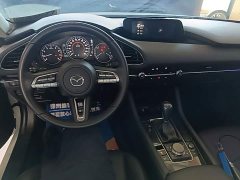 Mazda3 Axela 2.0L Automatic Premium Edition - ფოტო 10