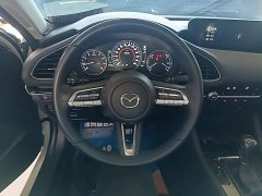 Mazda3 Axela 2.0L Automatic Premium Edition - ფოტო 11