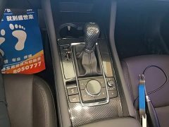 Mazda3 Axela 2.0L Automatic Premium Edition - ფოტო 14