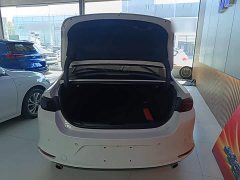 Mazda3 Axela 2.0L Automatic Premium Edition - ფოტო 19