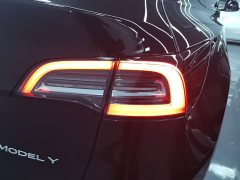 Tesla Model Y 2022 Facelift Rear-Wheel Drive - ფოტო 8