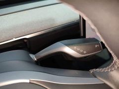 Tesla Model Y Rear-Wheel Drive - ფოტო 14