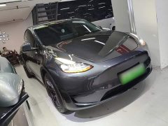 Tesla Model Y Rear-Wheel Drive - ფოტო 4