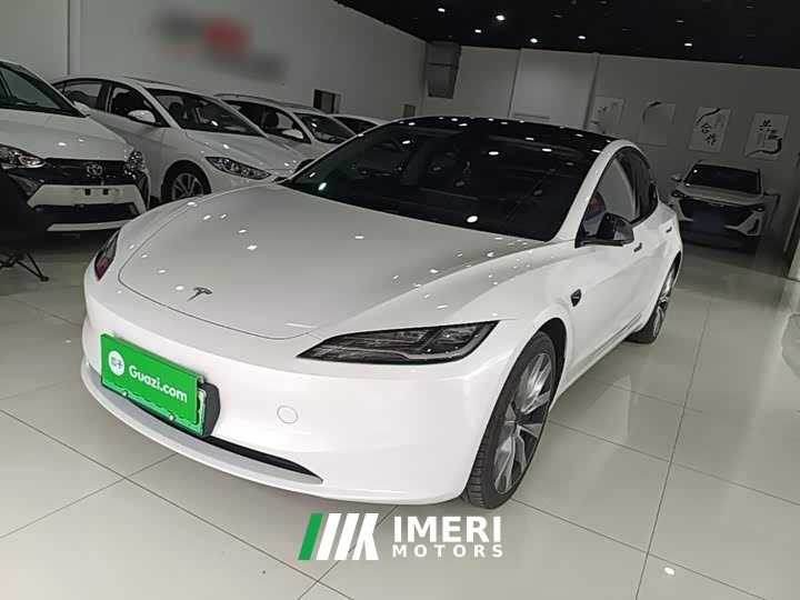Tesla Model 3 Long Range All-Wheel Drive