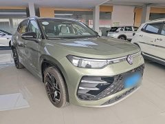 Volkswagen Taos L 380TSI AWD Luxury Easy Package - ფოტო 4