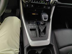 Toyota RAV4 2023 2.0L CVT FWD 20th Anniversary Platinum Edition - ფოტო 14