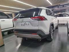 Toyota RAV4 2023 2.0L CVT FWD 20th Anniversary Platinum Edition - ფოტო 7