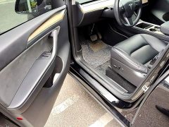 Tesla Model Y Long Range All-Wheel Drive - ფოტო 16