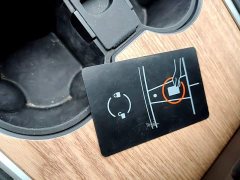 Tesla Model Y Long Range All-Wheel Drive - ფოტო 9