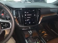 Volvo S60 T4 Smart Luxury Edition - ფოტო 13