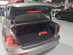 Volvo S60 T4 Smart Luxury Edition - ფოტო 19