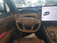 Nio Lerado L90 Ultra Six-Seater - ფოტო 11