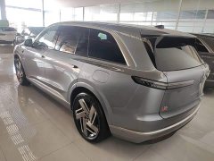 Nio Lerado L90 Ultra Six-Seater - ფოტო 5