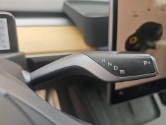 Tesla Model Y Rear-Wheel Drive - ფოტო 14