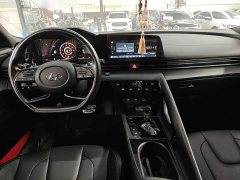 Hyundai Elantra 240TGDi DCT LUX Luxury Edition - ფოტო 10