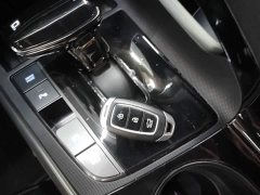 Hyundai Elantra 240TGDi DCT LUX Luxury Edition - ფოტო 9