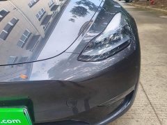 Tesla Model Y Long Range All-Wheel Drive - ფოტო 18