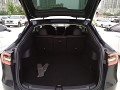 Tesla Model Y 2024 Rear-Wheel Drive - ფოტო 15