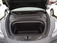Tesla Model Y 2024 Rear-Wheel Drive - ფოტო 16