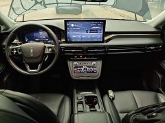 Lincoln Explorer 2.0T Two-Wheel Drive Premium - ფოტო 10