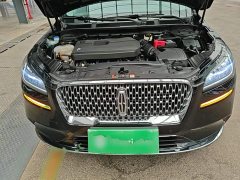 Lincoln Explorer 2.0T Two-Wheel Drive Premium - ფოტო 20