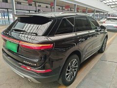 Lincoln Explorer 2.0T Two-Wheel Drive Premium - ფოტო 7