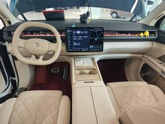 NIO ES8 Six-Seat Executive Luxury Edition - ფოტო 10