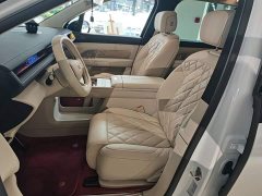 NIO ES8 Six-Seat Executive Luxury Edition - ფოტო 15