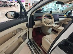 NIO ES8 Six-Seat Executive Luxury Edition - ფოტო 16