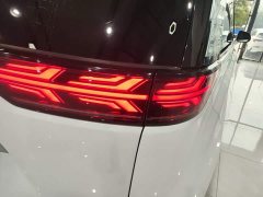 Denza BYD Denza D9 2024 DM-i 980 Four-Wheel Drive Premium - ფოტო 8