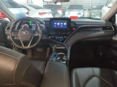 Toyota Camry 2021 Hybrid 2.5L HGVP Leading Edition - ფოტო 10