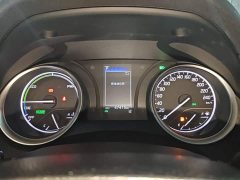 Toyota Camry 2021 Hybrid 2.5L HGVP Leading Edition - ფოტო 12