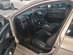 Toyota Camry 2021 Hybrid 2.5L HGVP Leading Edition - ფოტო 16