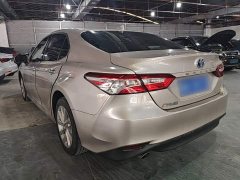 Toyota Camry 2021 Hybrid 2.5L HGVP Leading Edition - ფოტო 5