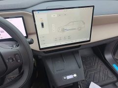 Volvo XC70 Plug-in Hybrid 2026 Two-Wheel Drive Long Range Core - ფოტო 13