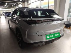 BAIC ARCFOX Alpha T5 2026 Extended Range 1215 Yuan Jing Zhi Xing Version - ფოტო 5