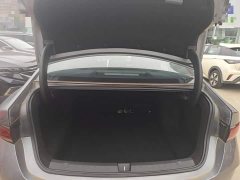 BYD Qin L DM-i Smart Drive Edition 120KM Superior - ფოტო 19