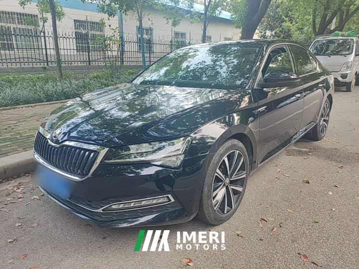 Skoda Superb TSI280 DSG Prestige - ავტომობილი ჩინეთიდან