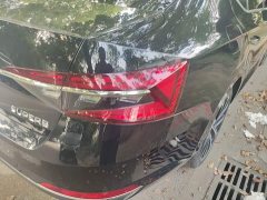 Skoda Superb TSI280 DSG Prestige - ფოტო 8