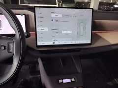 Volvo XC70 Plug-in Hybrid 2026 Two-Wheel Drive Long Range Core - ფოტო 13