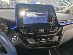 Toyota C-HR 2.0L Comfort - ფოტო 13