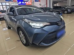 Toyota C-HR 2.0L Comfort - ფოტო 4