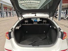 Honda Civic 2023 Hatchback 240 Turbo CVT Sharp Edition - ფოტო 19