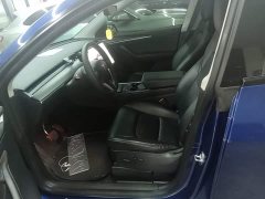 Tesla Model Y Rear-Wheel Drive - ფოტო 14