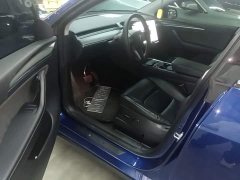 Tesla Model Y Rear-Wheel Drive - ფოტო 15