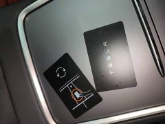 Tesla Model Y Rear-Wheel Drive - ფოტო 9