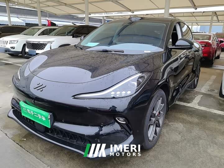 IM Motors Zhiji LS6 Lingxi Intelligent Driving Edition - ავტომობილი ჩინეთიდან