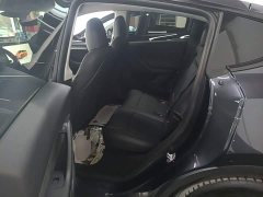 Tesla Model Y Rear-Wheel Drive - ფოტო 17