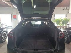 Tesla Model Y Rear-Wheel Drive - ფოტო 19