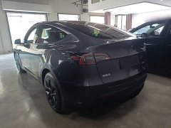 Tesla Model Y Rear-Wheel Drive - ფოტო 5